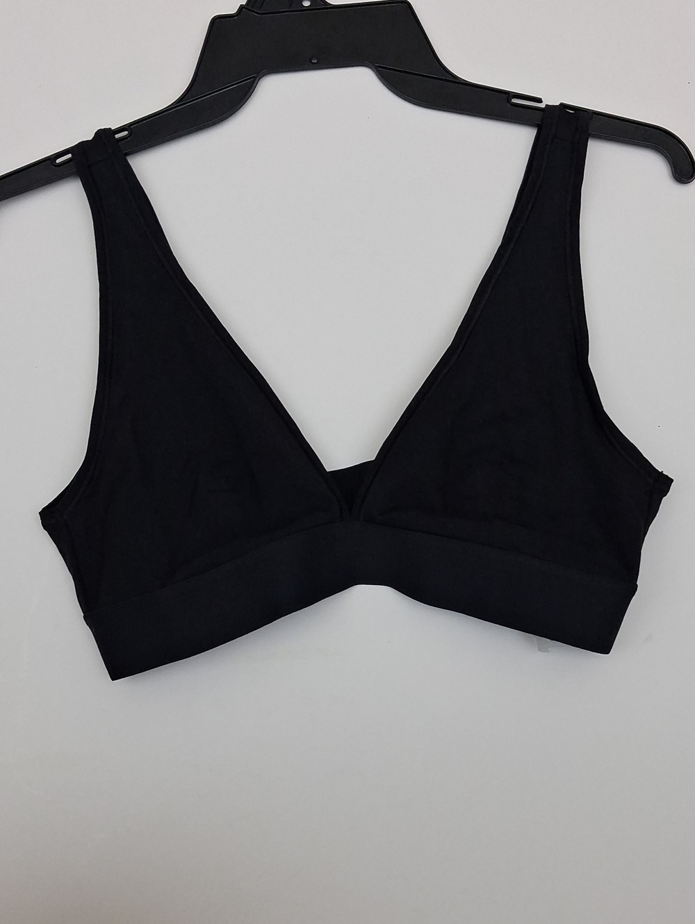 TNA Black Wireless Deep V Bralette - Picture 1 of 13